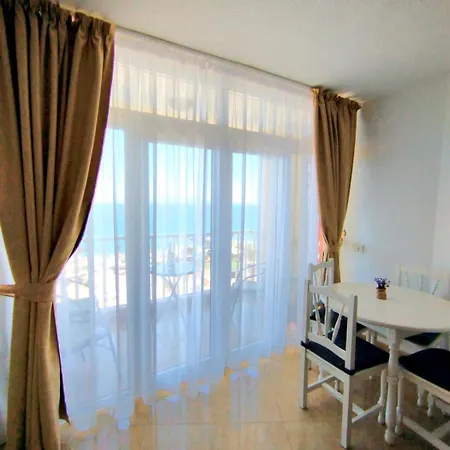 Amazing View Over The Ocean In Playa De Americas Apartmán